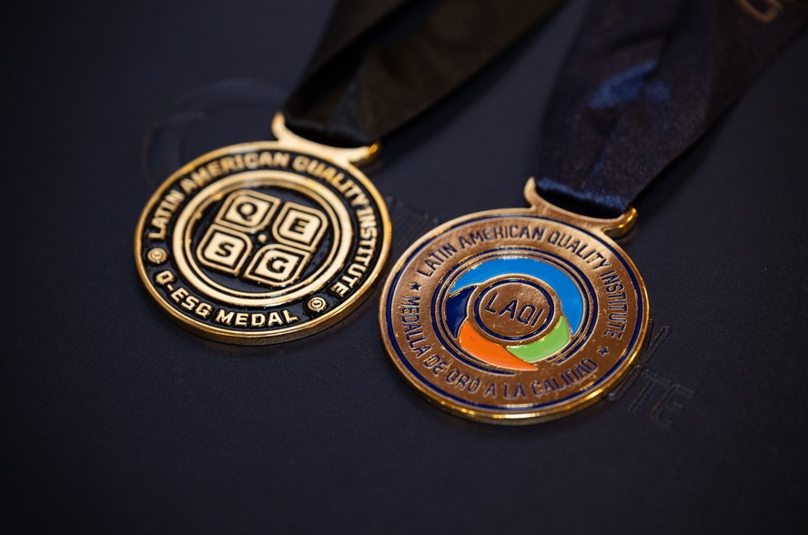 Certificação e reconhecimento empresarial como estratégia de mercado