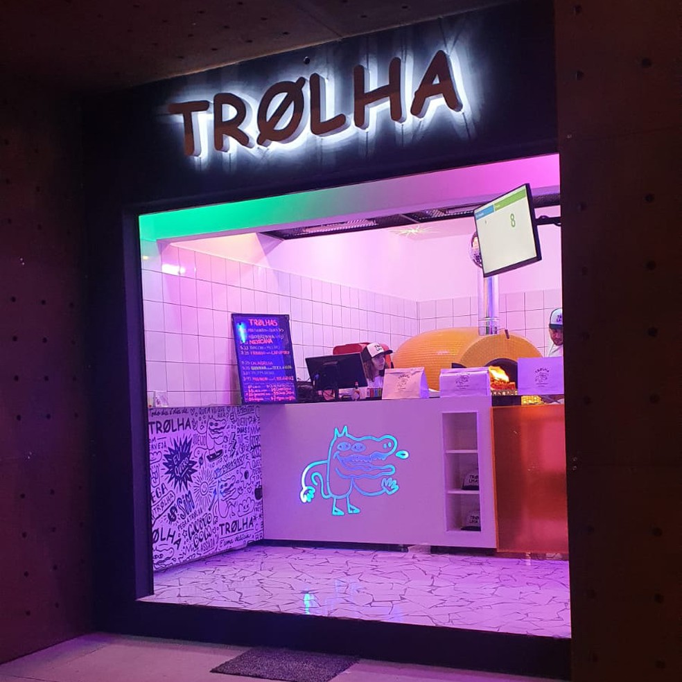 Chef batiza pizza enrolada de ‘trolha’, chama atenção nas redes e ...