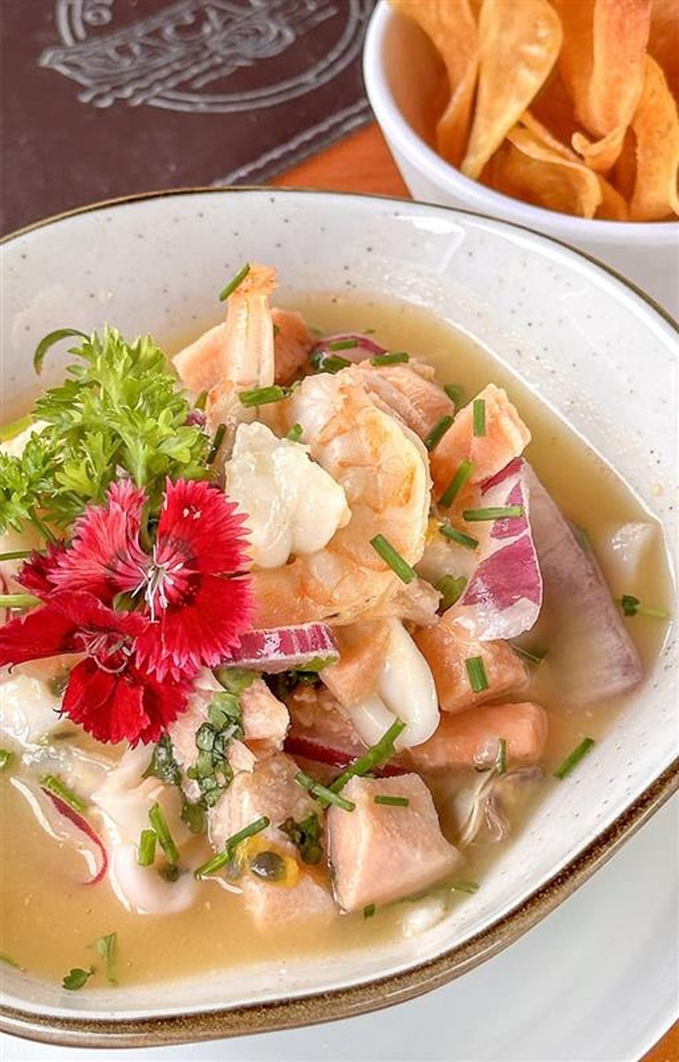 Ceviche de frutos do mar do Na Canoa, em Florianópolis — Foto: Divulgação