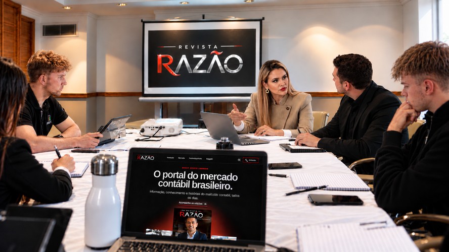 Identidade visual da Revista Razão em ambiente corporativo moderno
