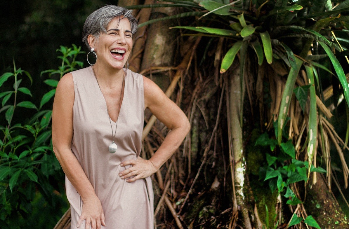 Glória Pires abre empresa de cosméticos veganos