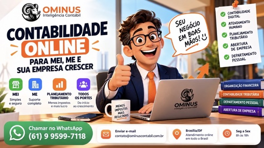 Profissional utilizando computador para contabilidade online