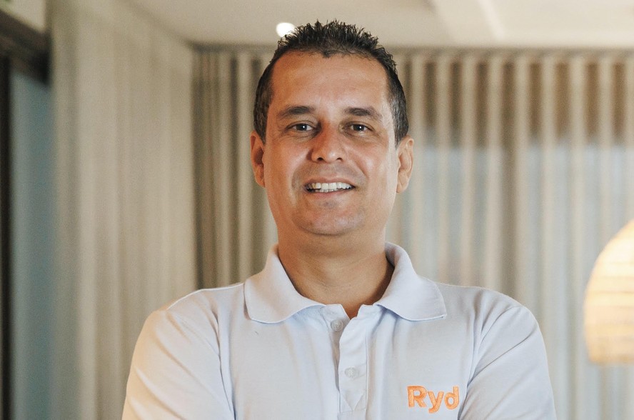 Ricardo Odon, fundador da RYD Entregas, em foto institucional