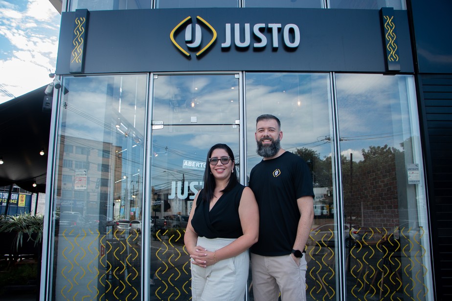 Bruno Cordeiro Fidelis e Tamiris Lima Fidelis, fundadores do Justo Café