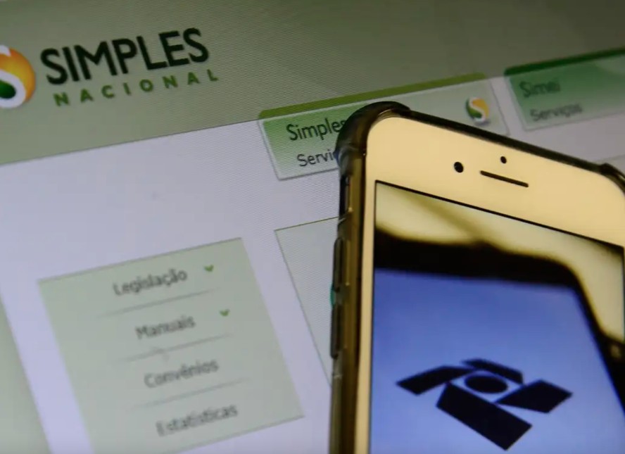 Optantes poderão escolher entre manter esses tributos dentro do recolhimento unificado ou adotar o chamado Simples Nacional Híbrido