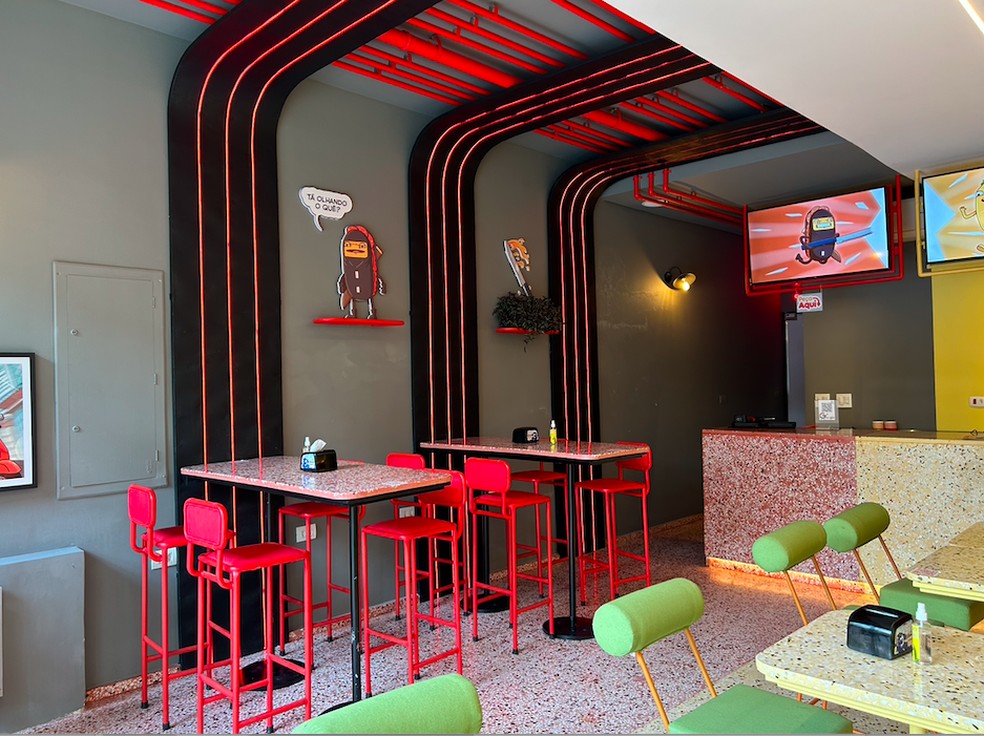A lanchonete sandubinhas fica localizada no bairro de Pinheiros e ganhou nova decoração — Foto: Divulgação