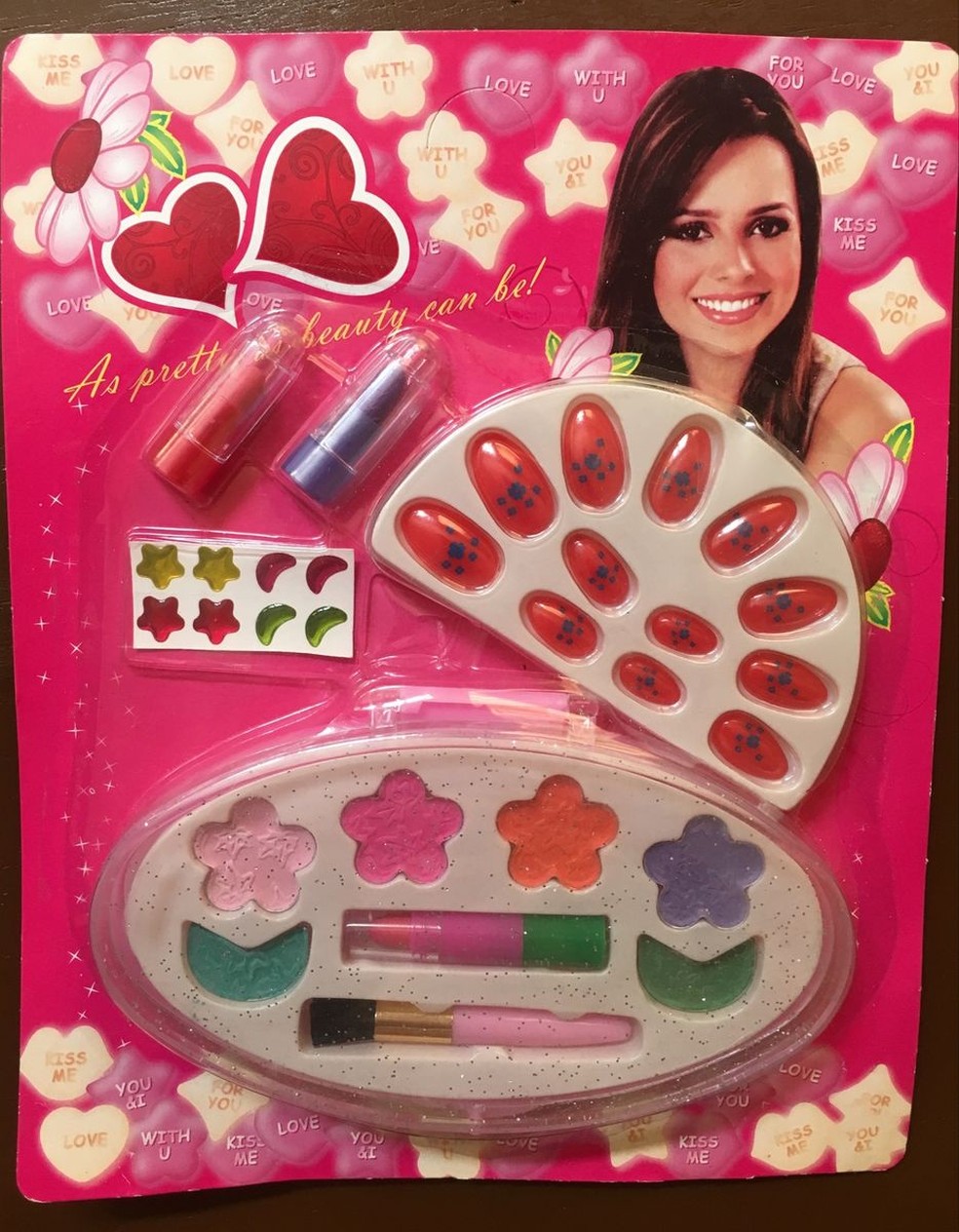 Estojo de maquiagem da Sandy à venda em site de vendas — Foto: Reprodução/Enjoei